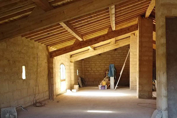 Charpentier à Arles, Guerri & Fils, sur un chantier de charpente